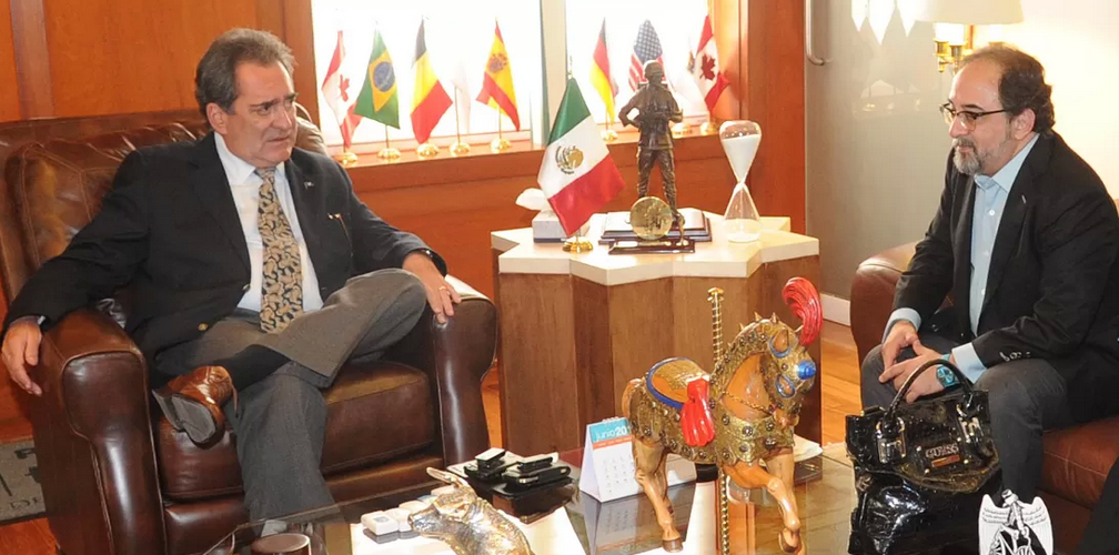 Importante reiterar el pacto con el magisterio porque sin escuelas no hay política social posible