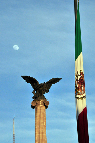 Carlos Lozano inicia promoción de Aguascalientes en gira por Los Angeles