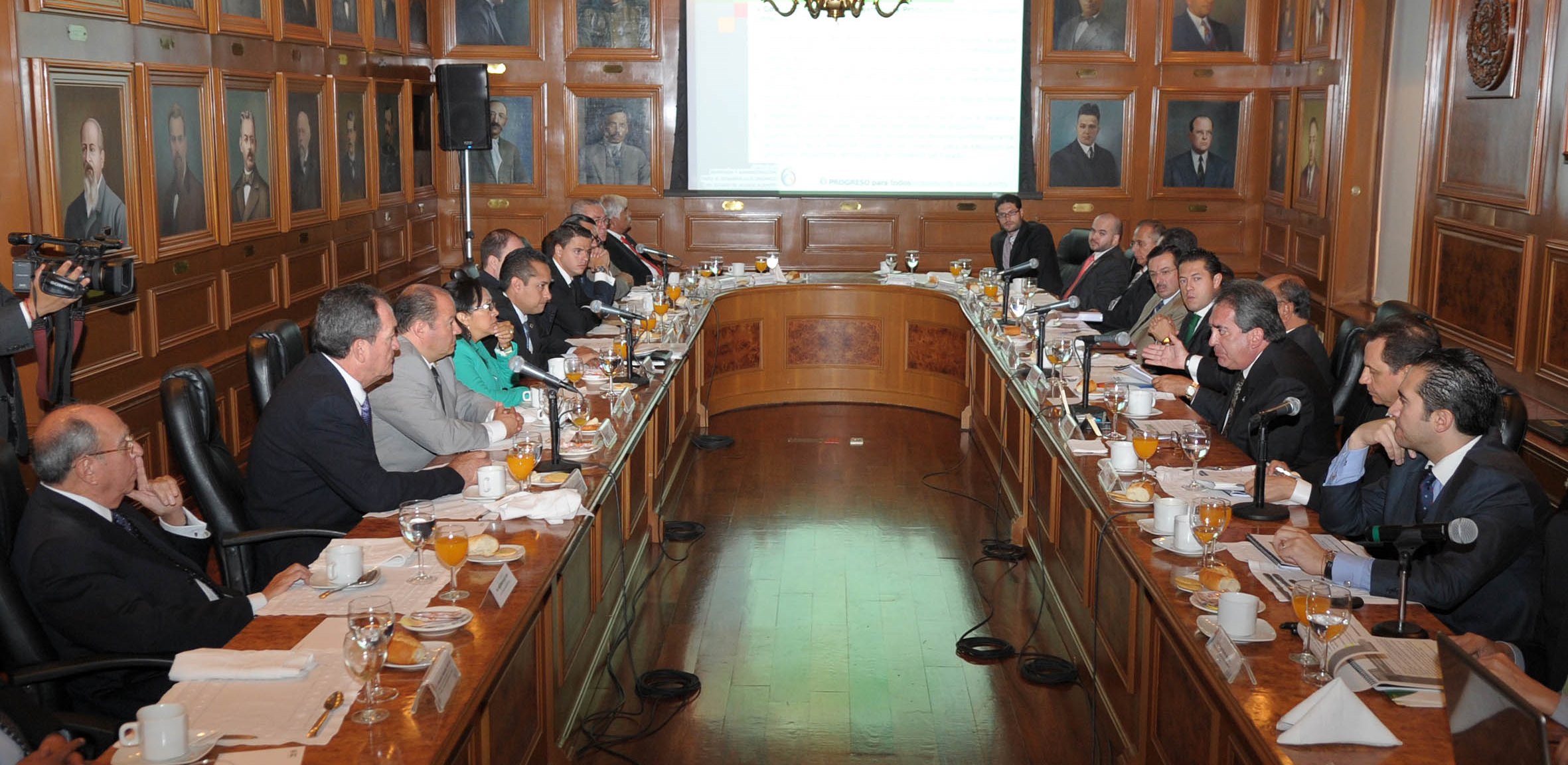 FIADE Aguascalientes mantiene finanzas sanas pese a adeudos millonarios