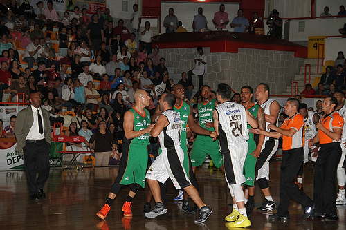 Panteras lavó la afrenta, derrota a Lechugueros 94-84.