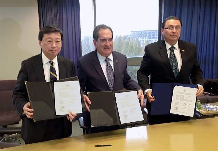 Firma UAA carta de intención para colaboración académica con las universidades de Kanagawa y Tokai