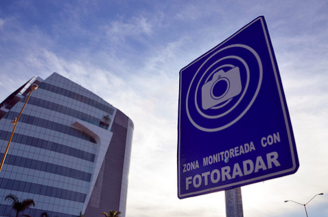 Propone Lozano de la Torre que la fotomulta sea replanteada