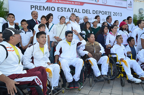 Entregan Premio Estatal del Deporte 2013