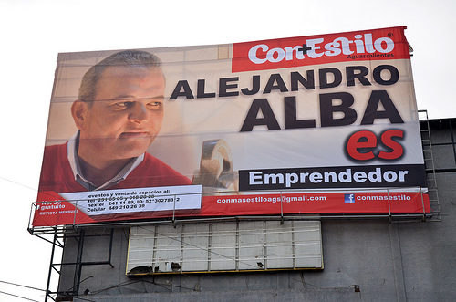 Presidente del Patronato de la Feria se benefició de contratos con sus restaurantes, denuncia OSF