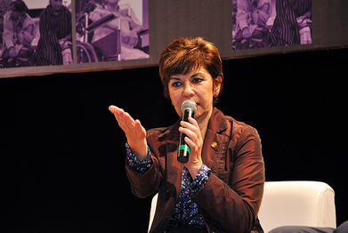 Angélica de la Peña presentó atípico informe