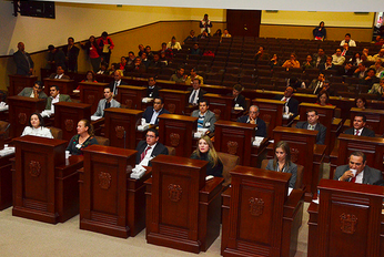 Adiós a la LXI Legislatura; se instala la nueva directiva