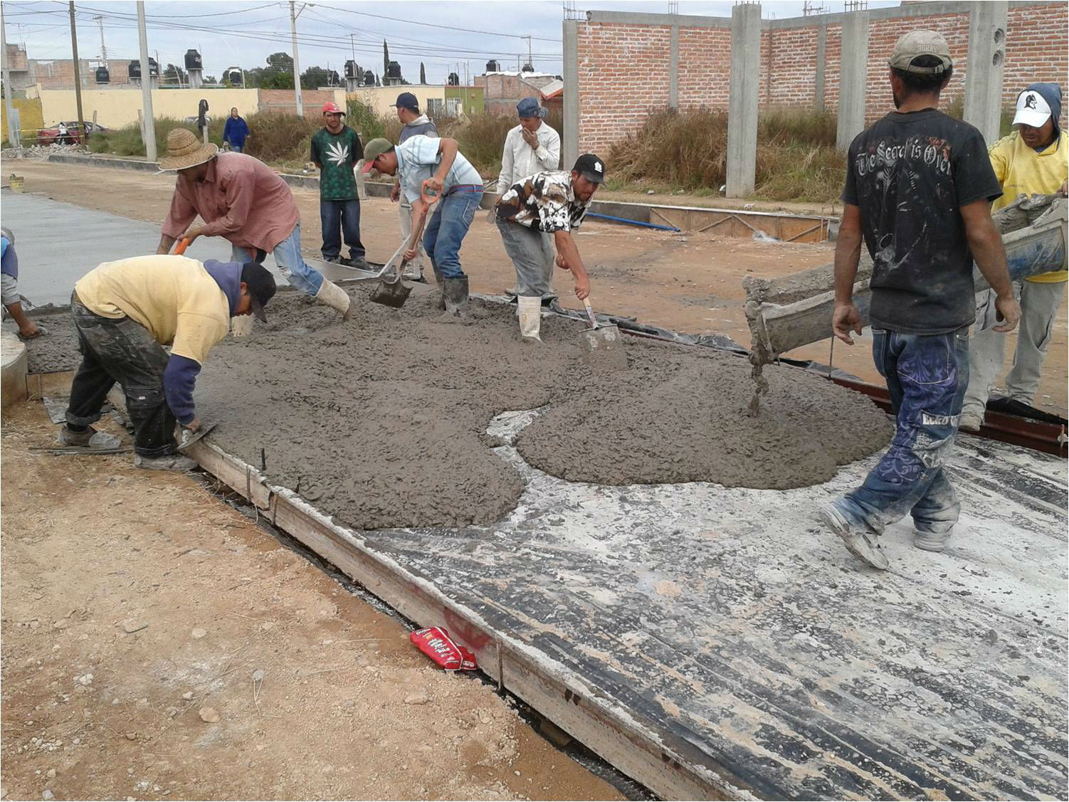 Habitantes del oriente y comunidades rurales de la capital contarán con nuevas obras de infraestructura urbana