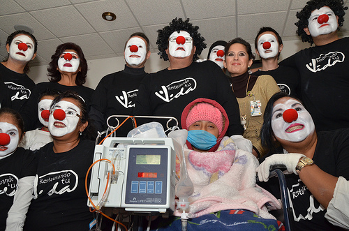 Con risoterapia atienden a casi 100 niños de pediatría y oncología en el Hidalgo