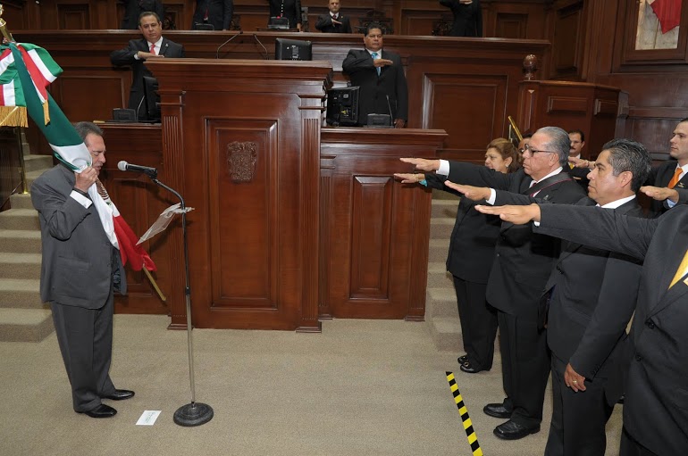 El gobierno siempre está abierto al diálogo: Lozano de la Torre