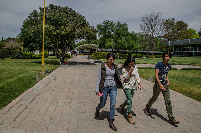 Más de mil estudiantes concluyeron sus estudios en la Autónoma de Aguascalientes