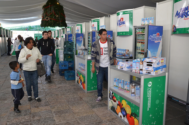 Inauguran Bazar con Sabor y Tradición en Plaza de la Patria