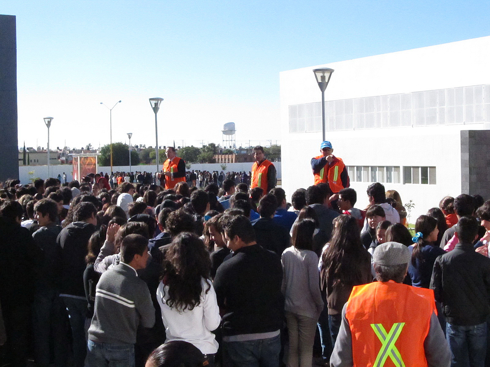 Se crea en el Plantel Oriente del CEM Comisión de Protección Civil