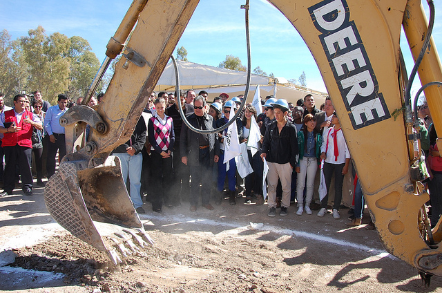 Inicia construcción de la Casa de la Juventud