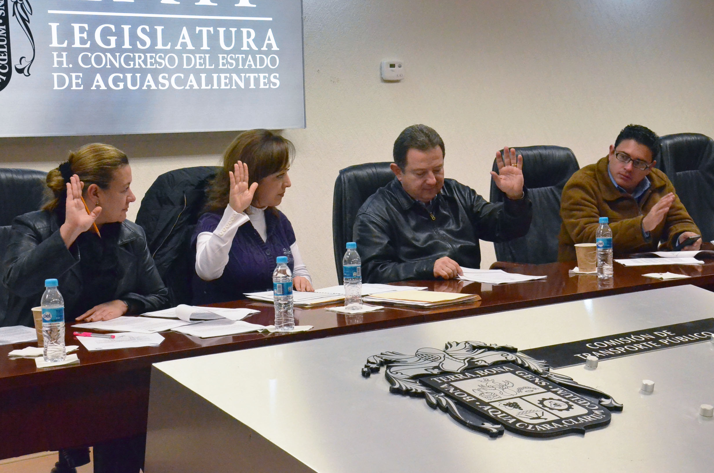 Presentan iniciativa sobre el transporte