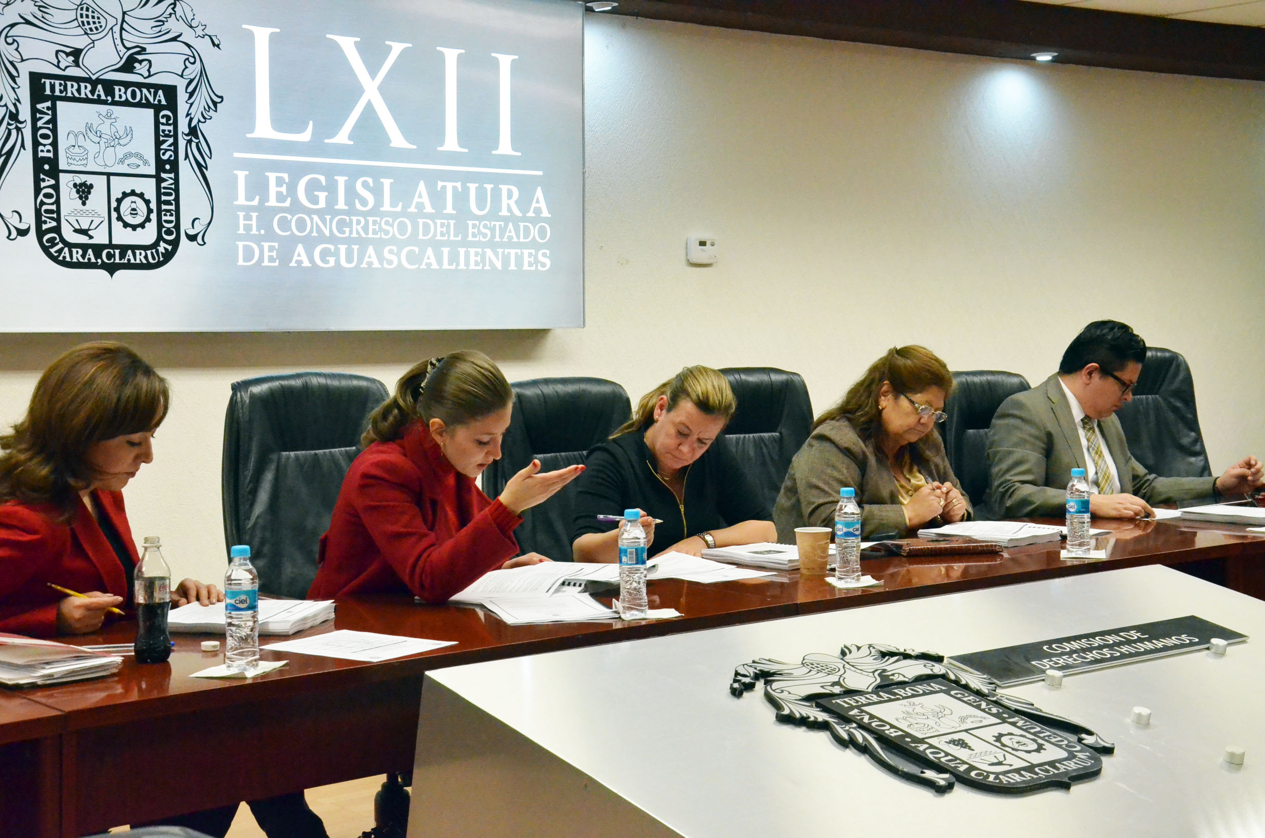 Se dan los primeros descartes de candidatos a la CEDH