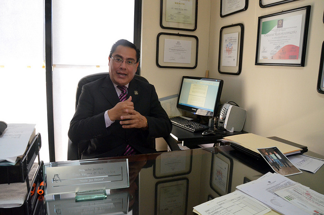 Respaldarán abogados pretensión de Sergio Delfino Vargas de convertirse en ombudsman