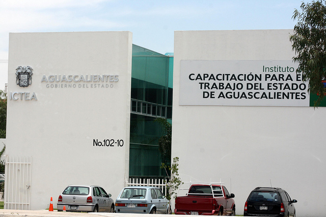 Inversión de 3.4 mdp para programa de capacitación en oficios