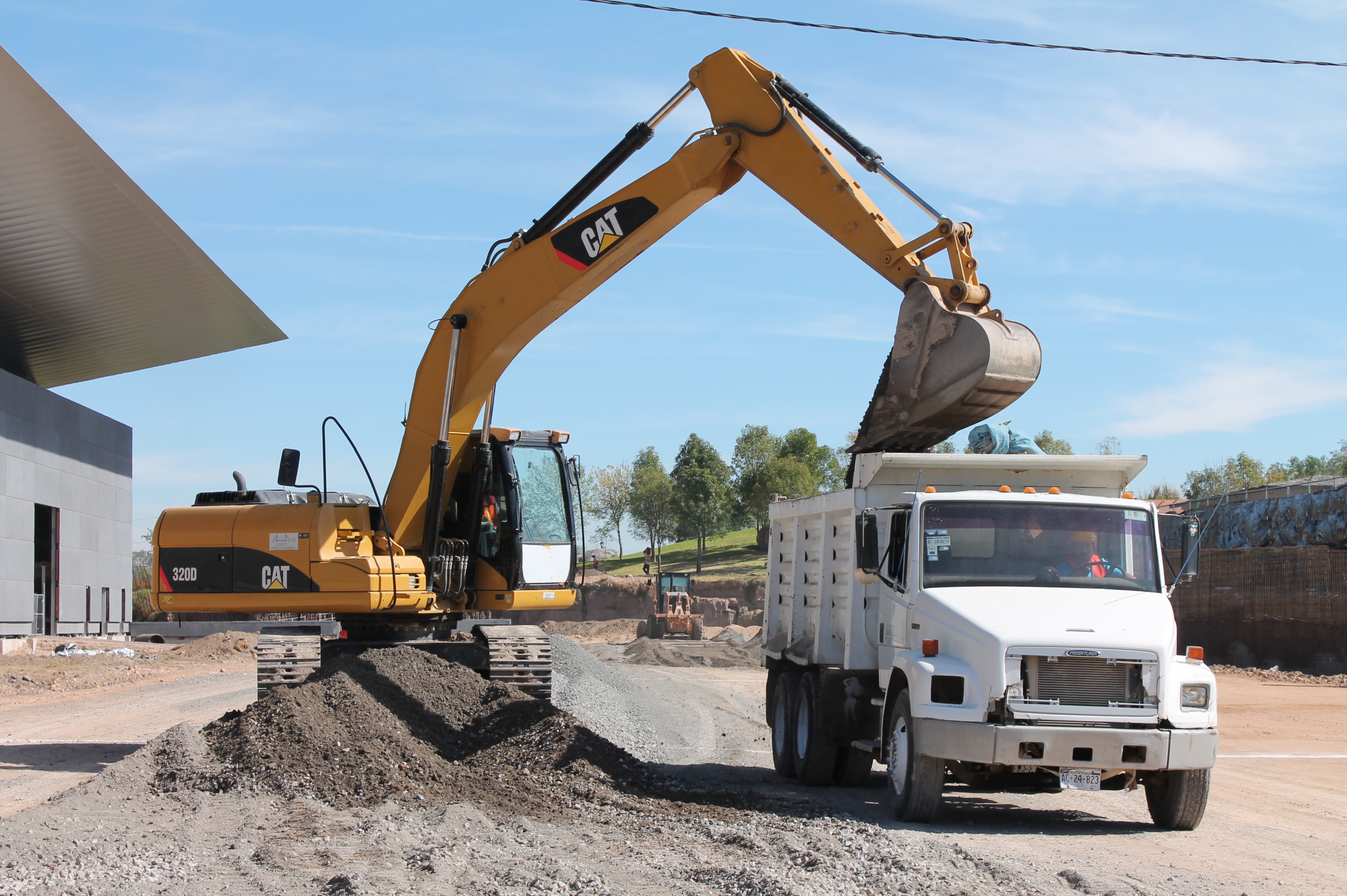 Presenta gobierno estatal a licitación pública paquete de 16 proyectos
