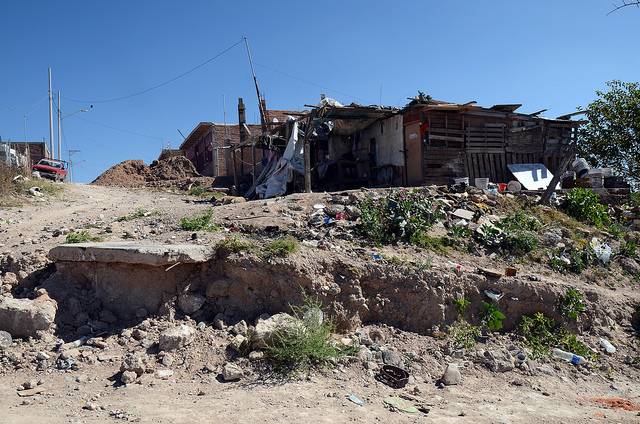 Edificarán 111 casas para familias en pobreza extrema
