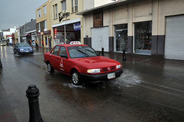 Taxis Rosas no buscan igualdad de género sino concesiones