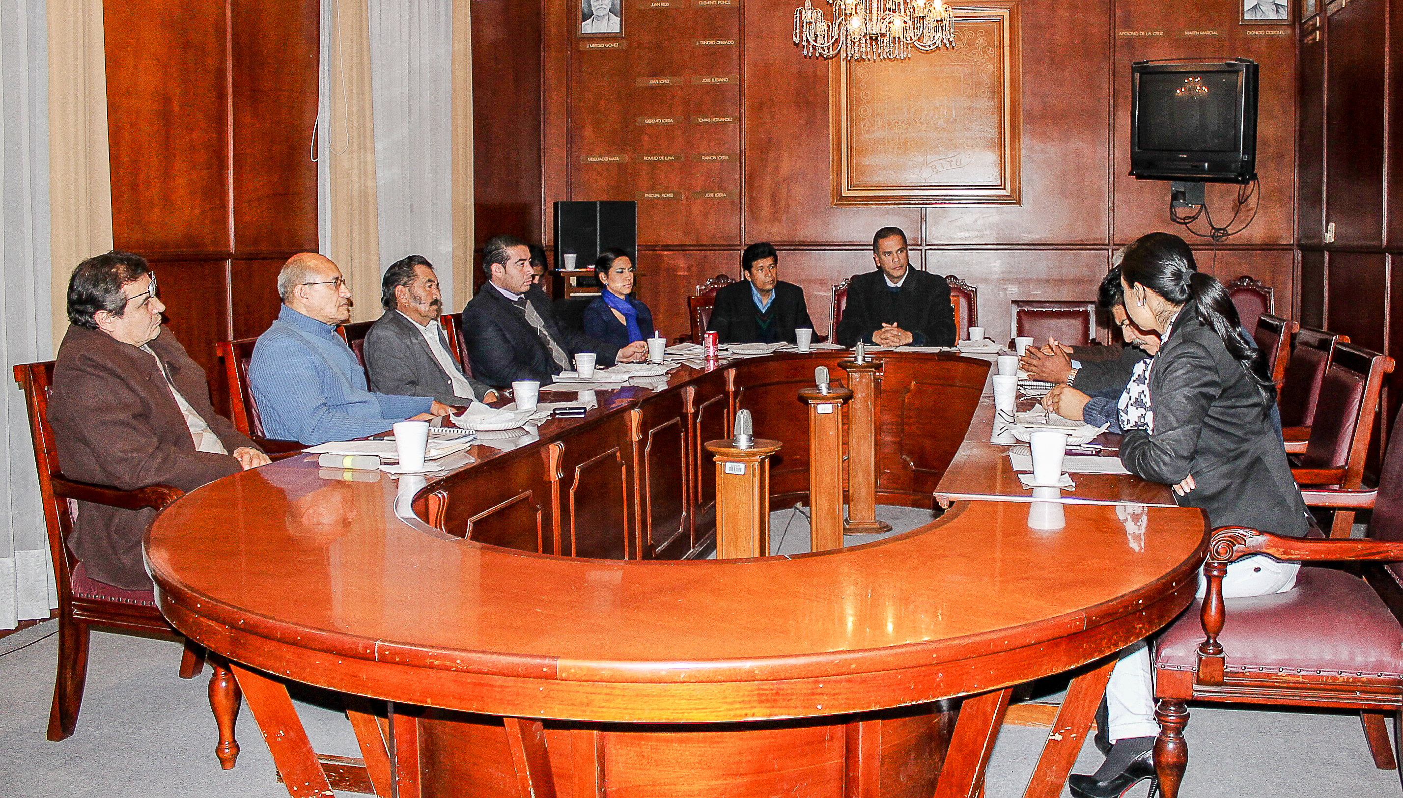 Alcalde de Jesús María se reduce 27% el sueldo