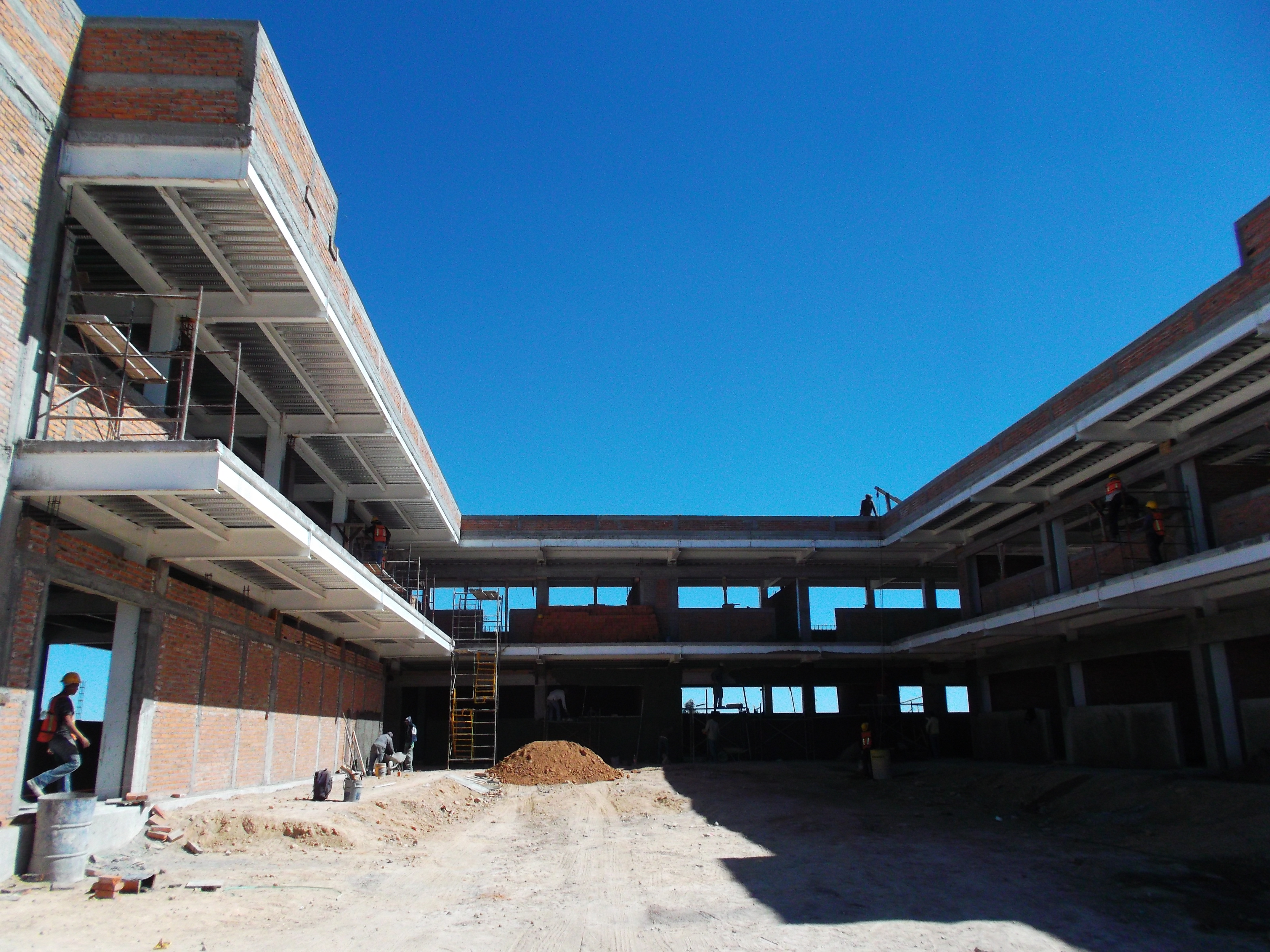 Se consolida la construcción de Unidad Multifuncional en el Tecnológico de El Llano