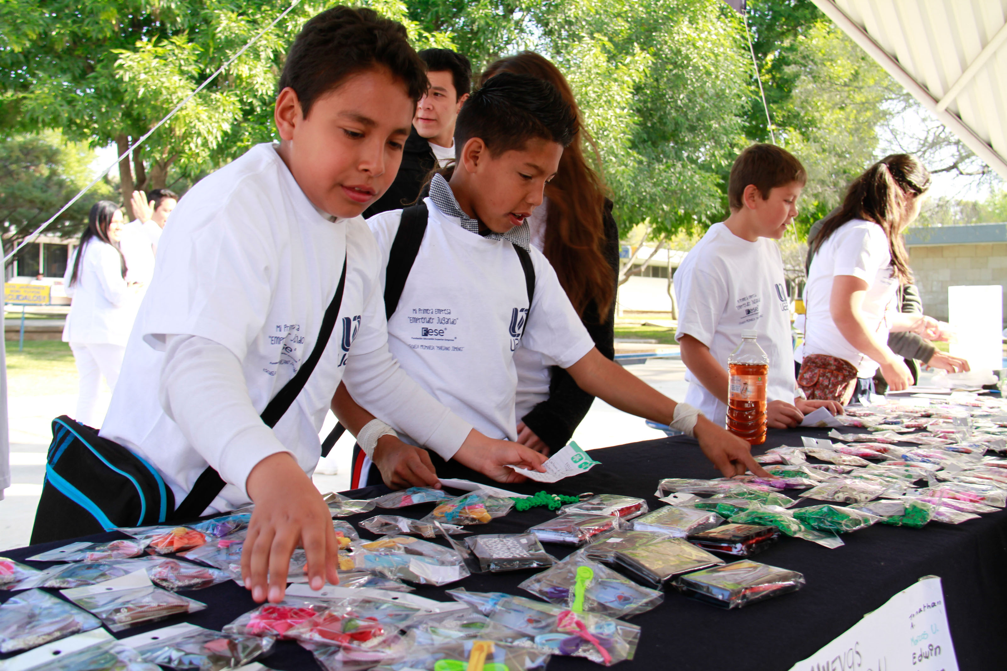 UAA promueve emprendedurismo en escuelas primarias