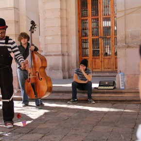 6971543700_697327c083_z