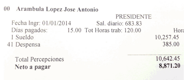 Exhibe recibo de nómina alcalde de Jesús María