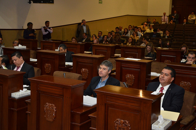 Sesiona la LXII Legislatura con un ambiente hostil y constantes discusiones