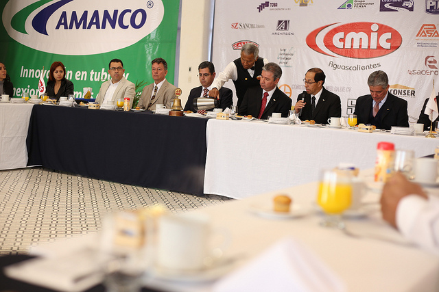 Tec de Monterrey y CMIC suscriben Convenio de Vinculación