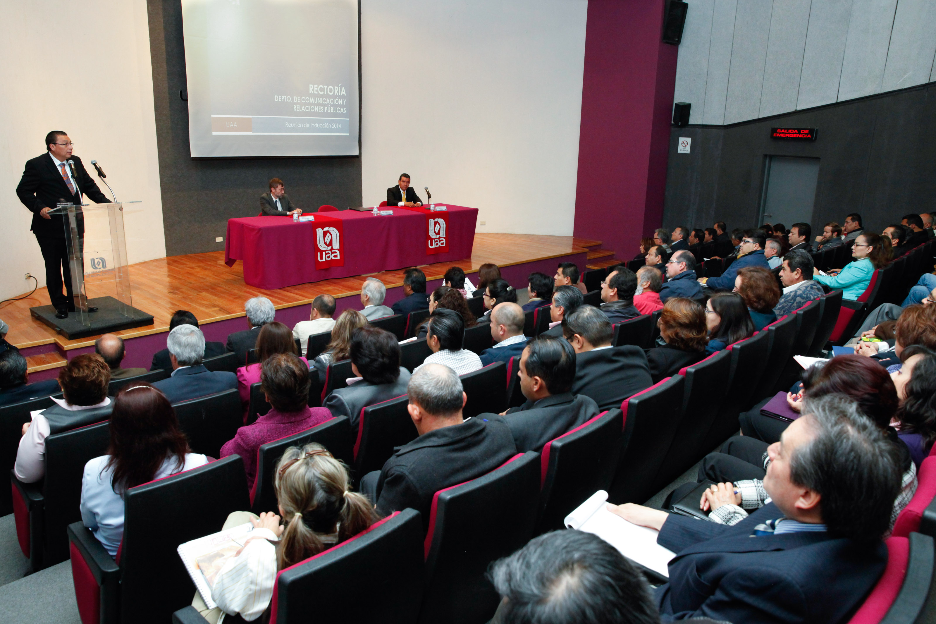 Funcionarios y jefes de departamento de la UAA delinean acciones de trabajo