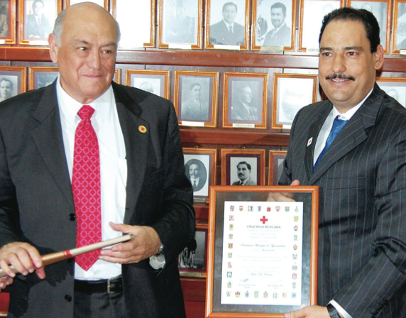 Se suma gobierno municipal a la colecta anual de la Cruz Roja Mexicana