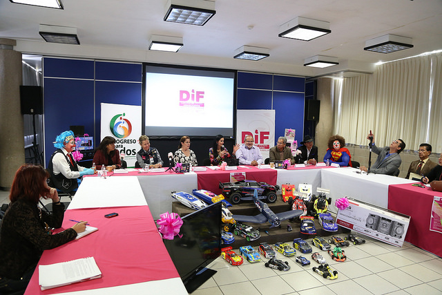 DIF estatal convoca a festejar a la familia