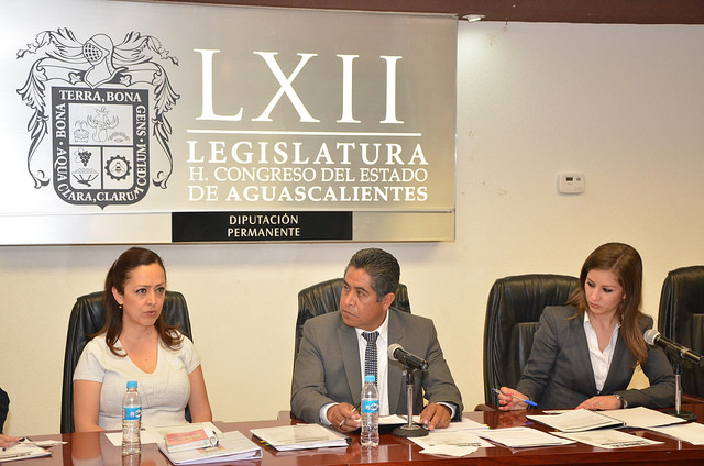 Sesiona Diputación Permanente para discutir temas personales