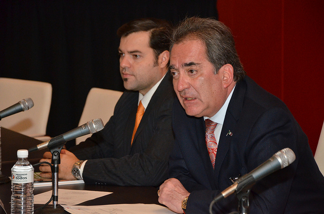 Presentan resultados del viaje de Carlos Lozano a China