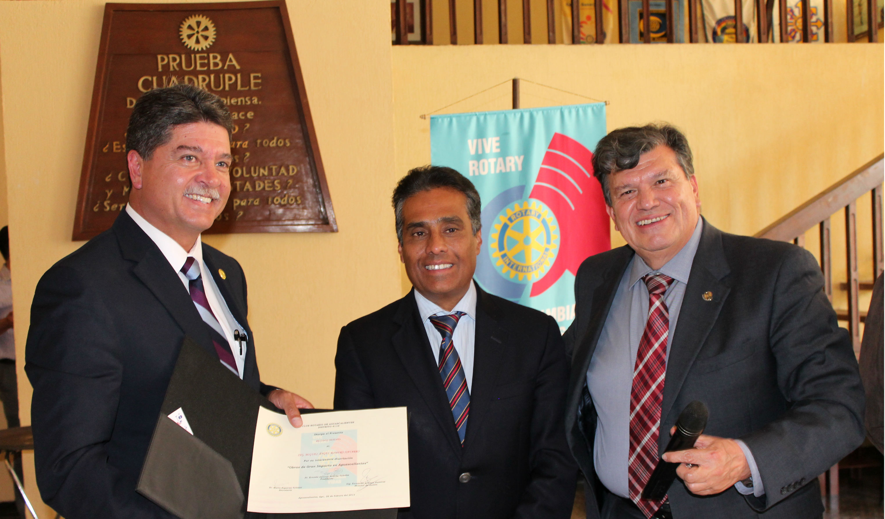 Presenta administración estatal proyectos a Rotarios de Aguascalientes