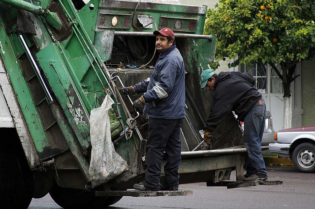 Reconocen labor de los trabajadores de limpia