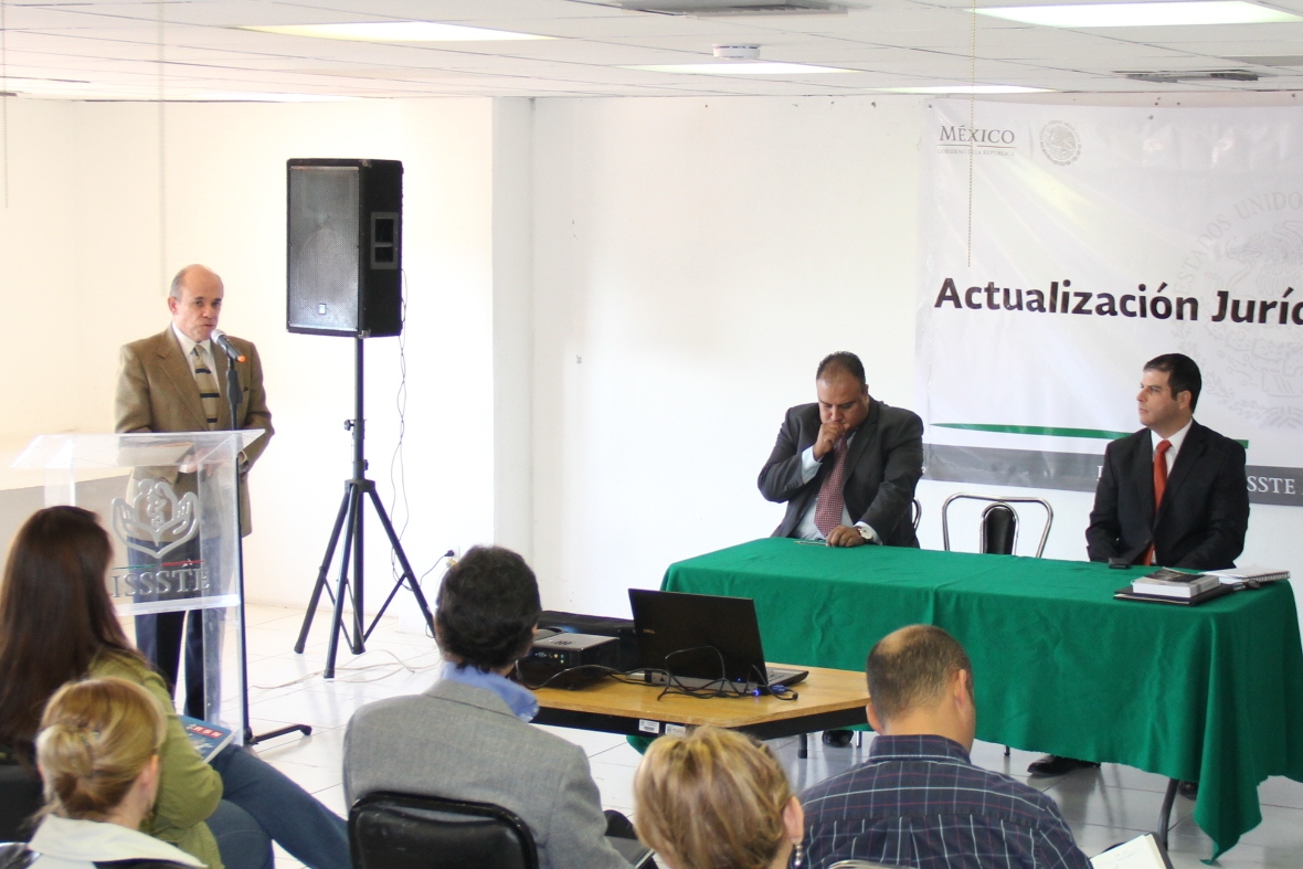 Imparten Taller Fiscal Administrativo en Materia Jurídica en la delegación del ISSSTE