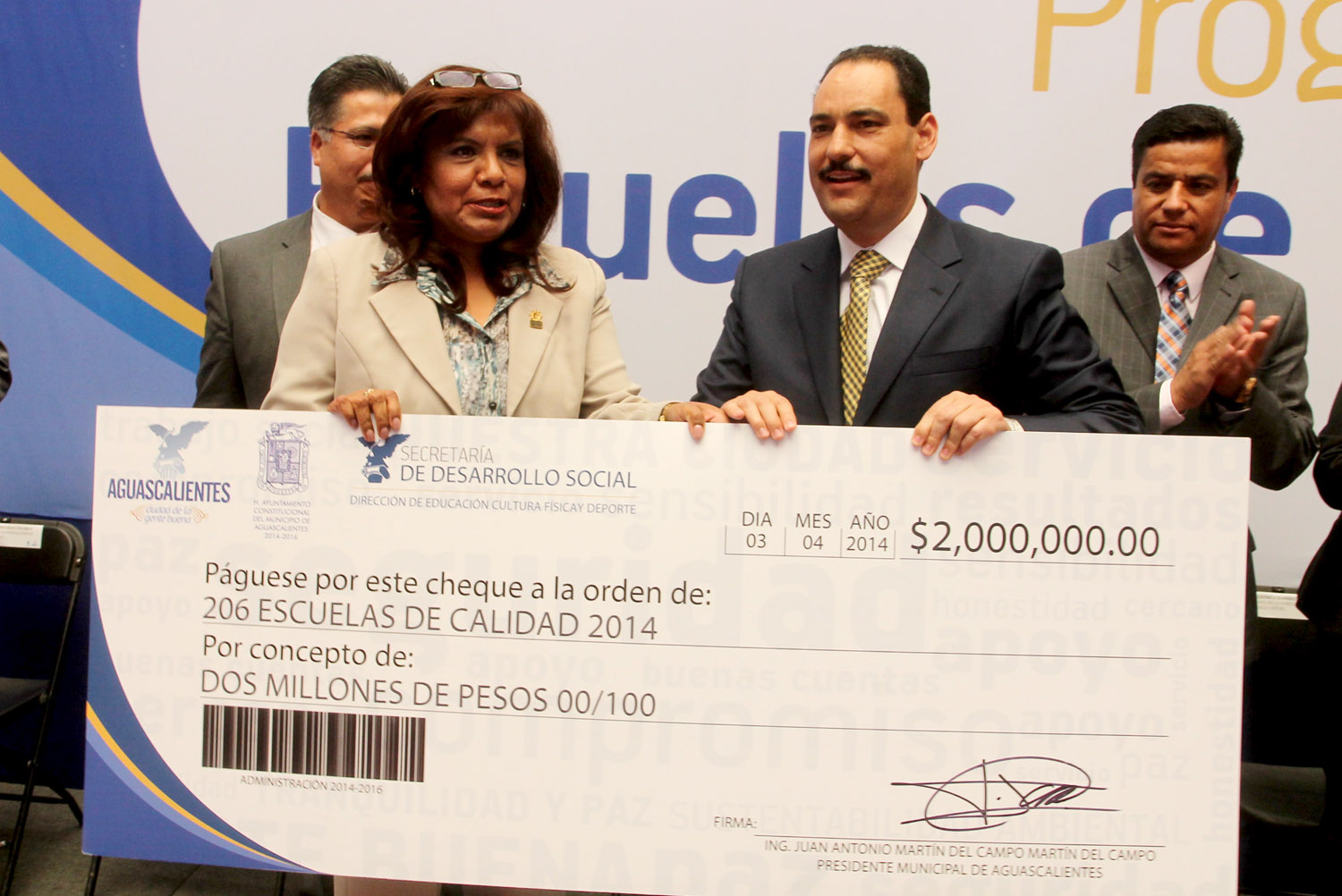 Entregan 2 millones de pesos a 206 instituciones a través del programa de Escuelas de Calidad