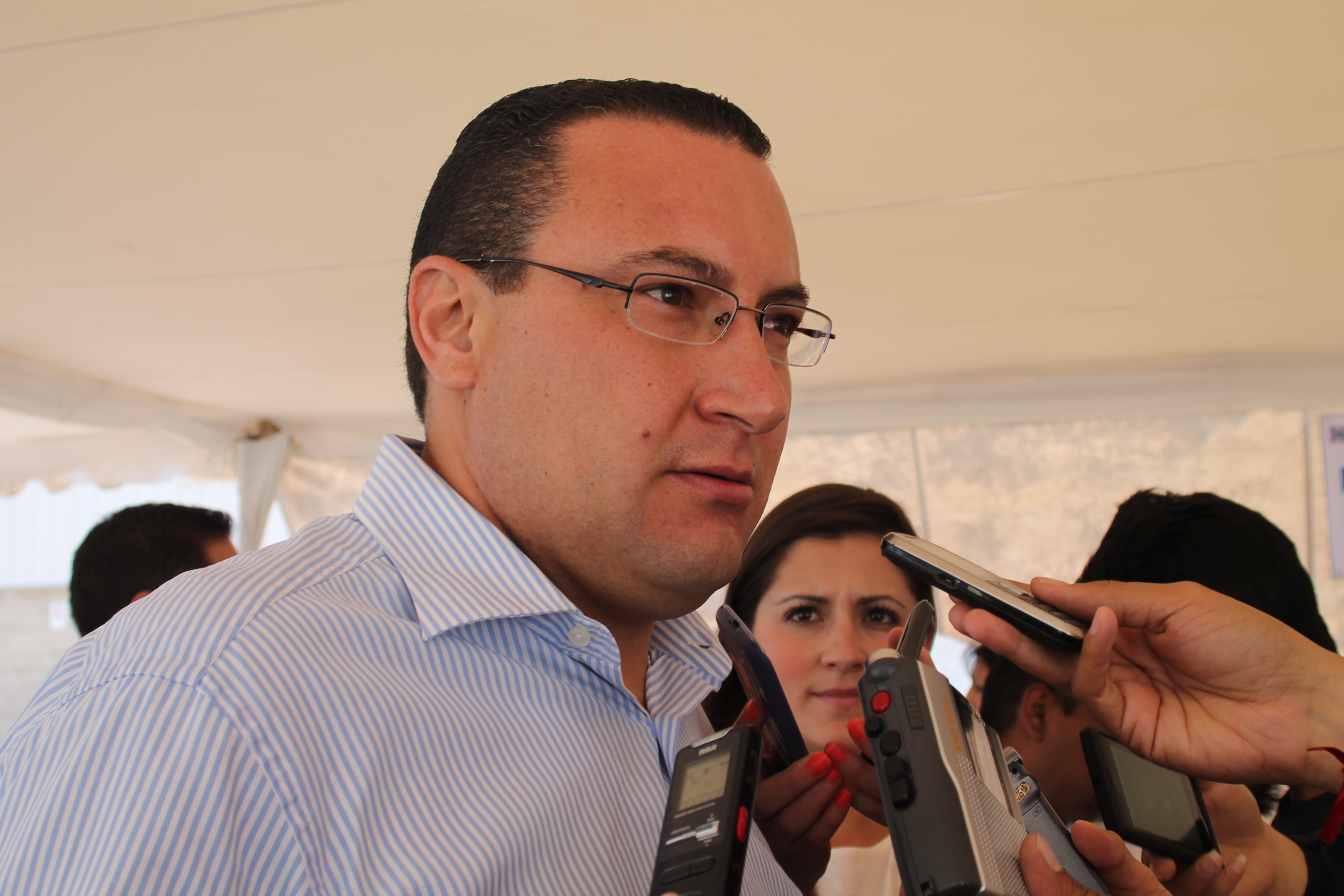 Demanda Acción Nacional que la oposición deje trabajar al gobernador