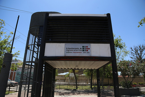 Servicios Públicos rehabilita 70 módulos de policía