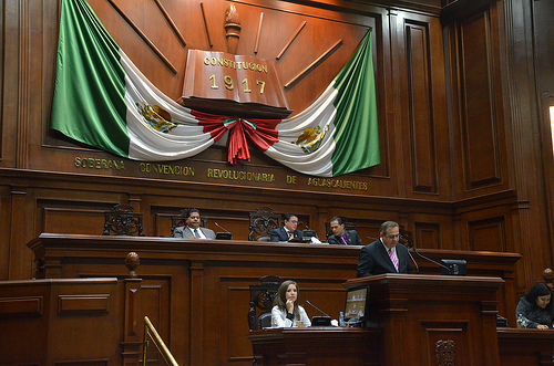 Con retraso de 140 días nombran contralor en el Poder Legislativo