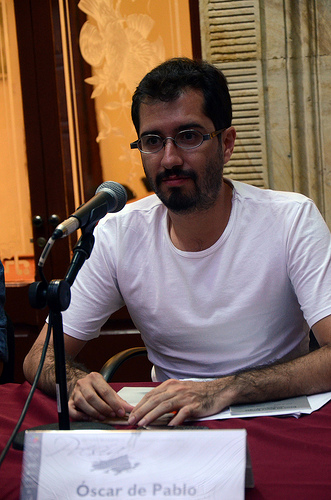 El problema de la poesía joven no es el público sino el conservadurismo de las editoriales y librerías comerciales