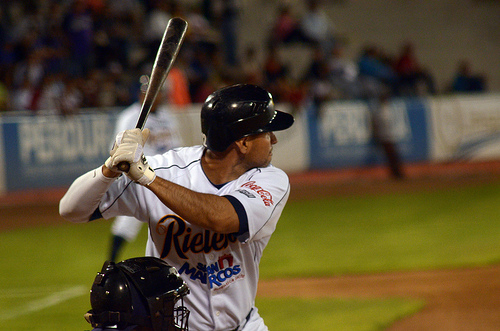 Rieleros continúa con su mala racha, pierde ante Sultanes