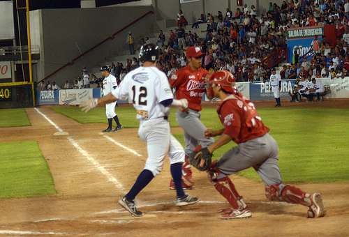 Gana Rieleros el primero de la serie contra Diablos
