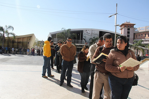 Se registran en abril más de mil empleos formales ante el IMSS