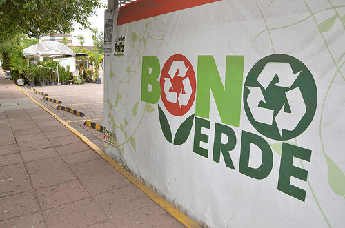 Detecta actual administración faltante en material de Bono Verde