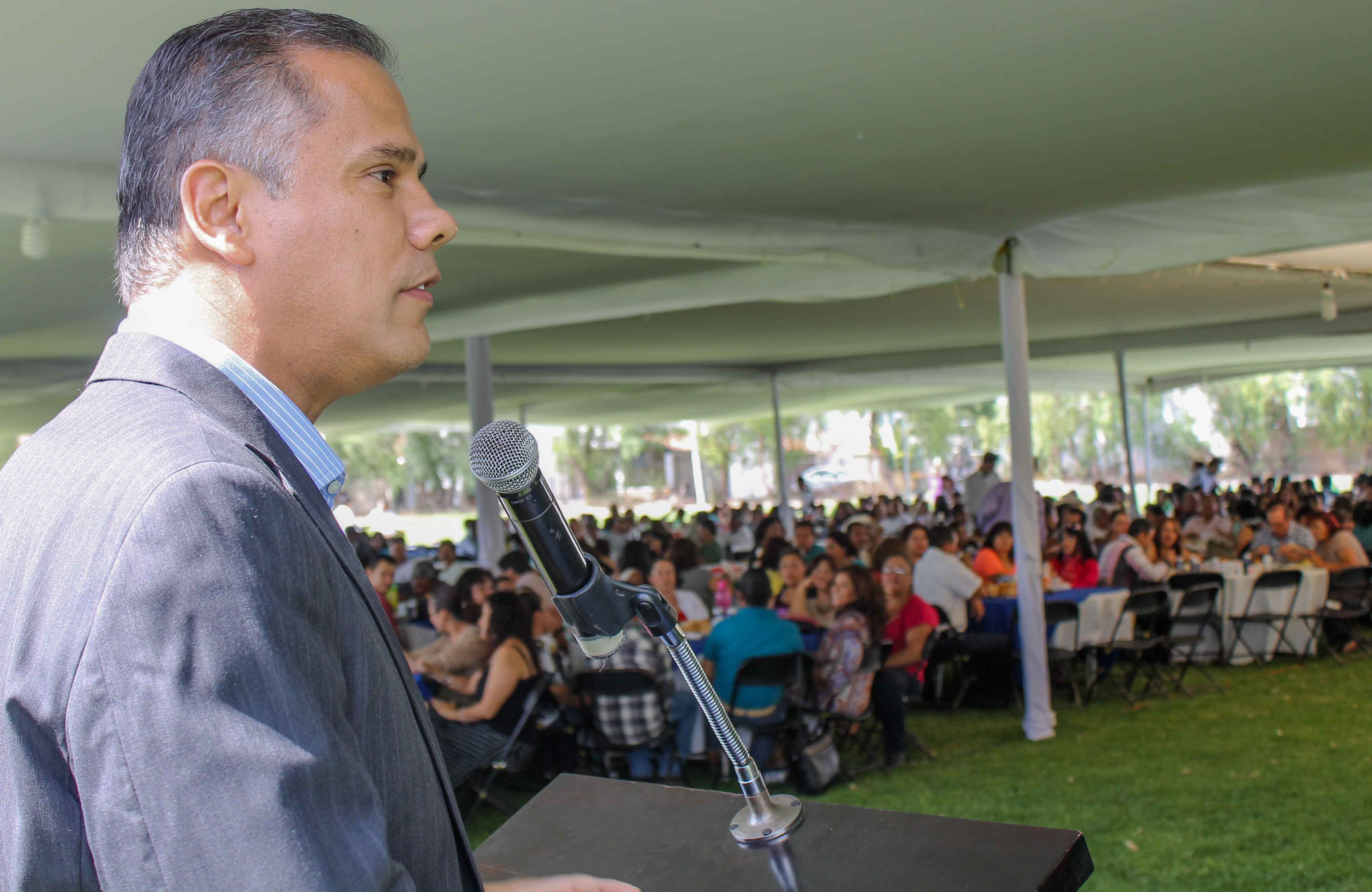 Cada alumno cuesta 1,484.17 pesos mensuales al erario