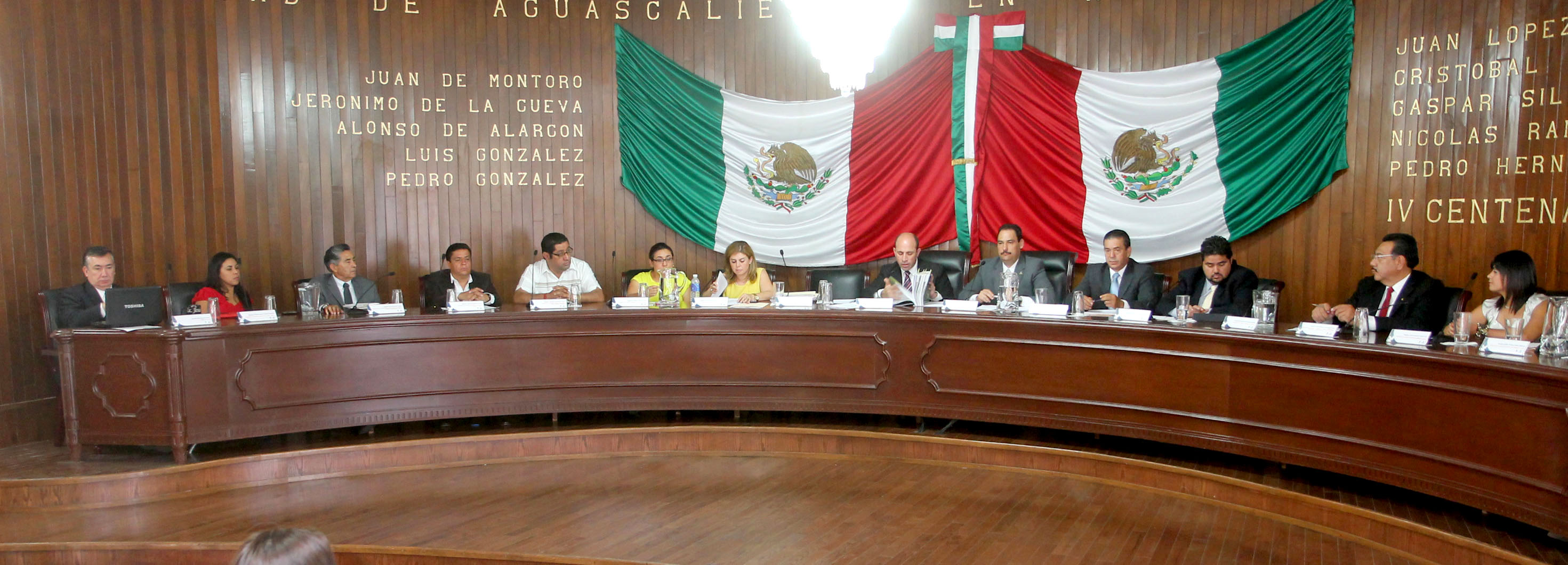 Aprobó Cabildo donación de módulos tecnológicos para los niños de Cendis